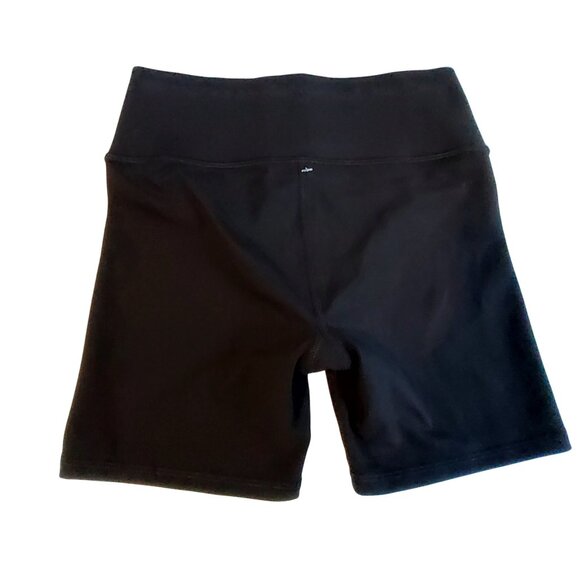 Womens Black High-Waisted Bike Shorts Medium By All In Motion Ideal for workouts - Picture 2 of 9